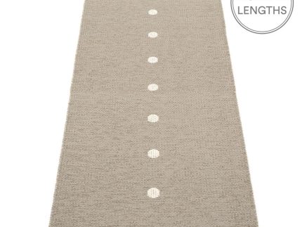 Peg Runner - Dark Linen